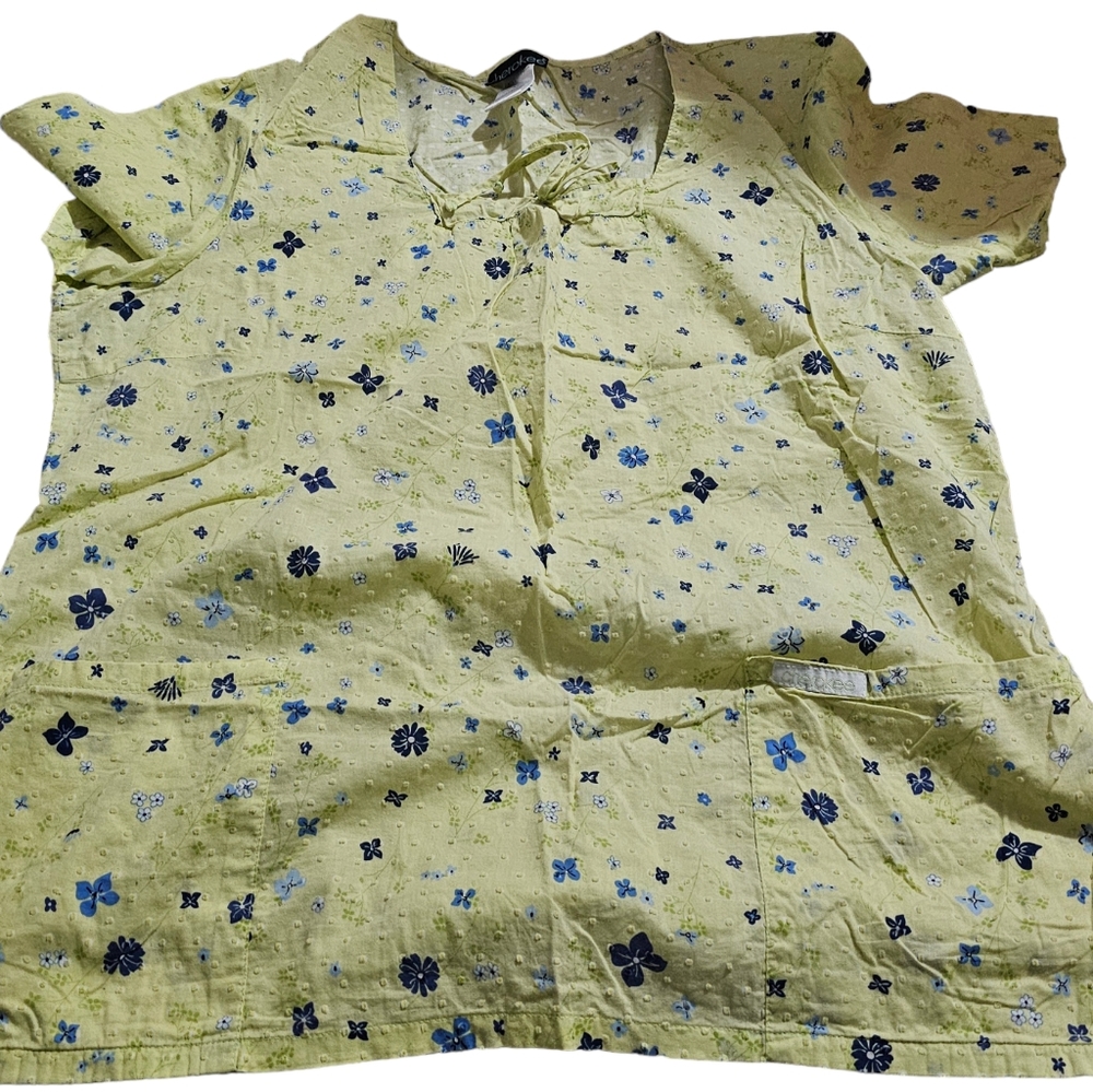 XL Scrub top